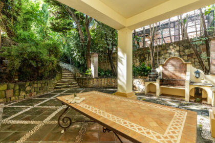 d971c8d52f91364fcb88e7f8aeba4fbb - 51