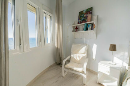 d9e5121abac0b525938a26ca30ffacbc - 11