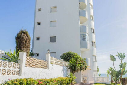 d9e5121abac0b525938a26ca30ffacbc - 18