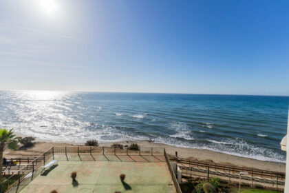 d9e5121abac0b525938a26ca30ffacbc - 25