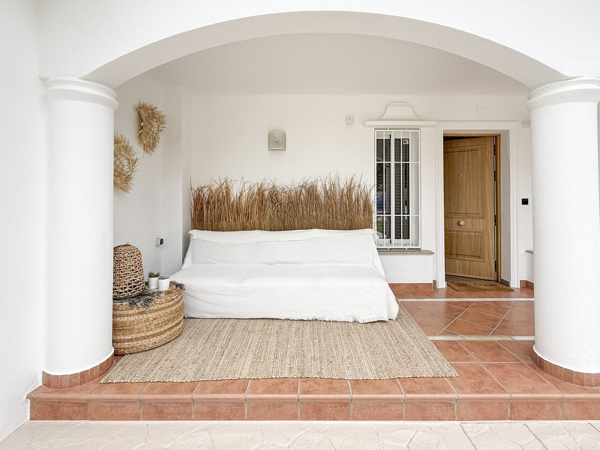 da352e0372f29b361a81919d46f563eb - 10