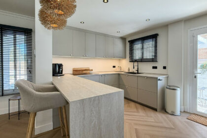 da352e0372f29b361a81919d46f563eb - 23