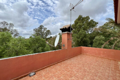 da496c9cfc43934c4f79b1724743dda9 - 19