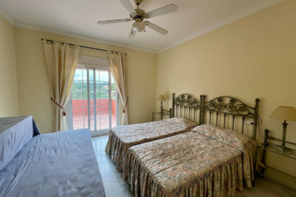 da496c9cfc43934c4f79b1724743dda9 - 24