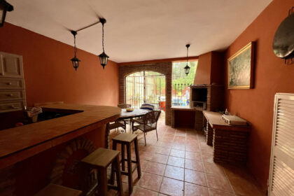 da496c9cfc43934c4f79b1724743dda9 - 33