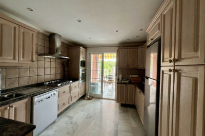 da496c9cfc43934c4f79b1724743dda9 - 8