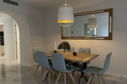 da94125d42851f67466bf53848849bae - 1