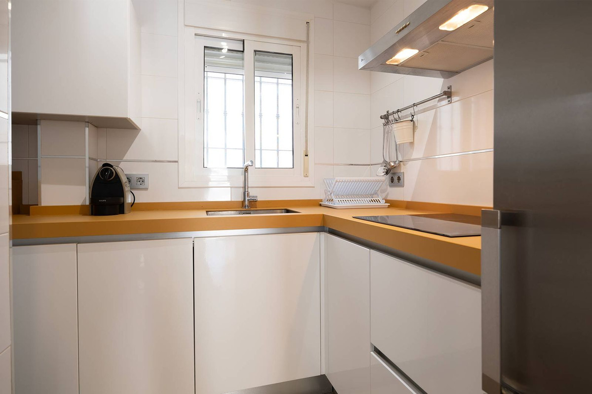 daf294301b186793b7d4e92742d3898a - 8