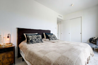 db92ed16e8f3d989bb1bbf3b9bf47fad - 19