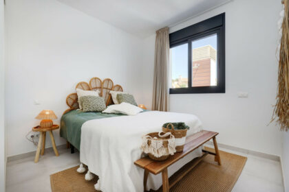 db92ed16e8f3d989bb1bbf3b9bf47fad - 24