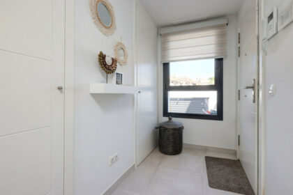 db92ed16e8f3d989bb1bbf3b9bf47fad - 28