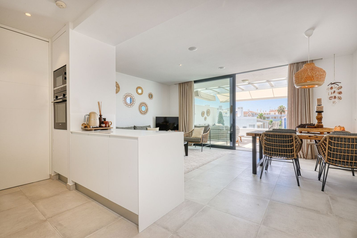 db92ed16e8f3d989bb1bbf3b9bf47fad - 36