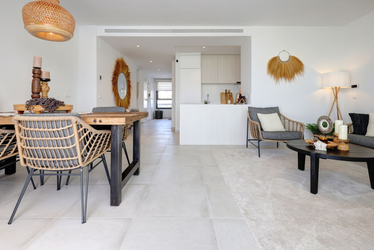 db92ed16e8f3d989bb1bbf3b9bf47fad - 40