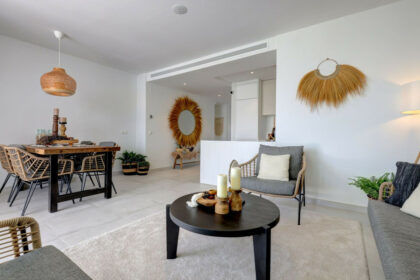 db92ed16e8f3d989bb1bbf3b9bf47fad - 44