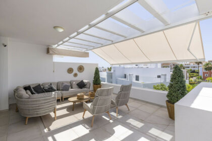 db92ed16e8f3d989bb1bbf3b9bf47fad - 49