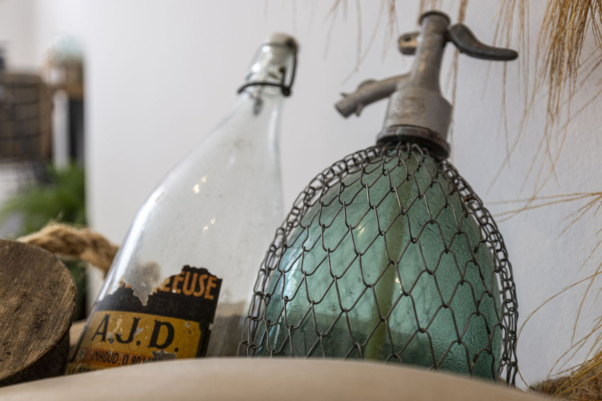 db92ed16e8f3d989bb1bbf3b9bf47fad - 51