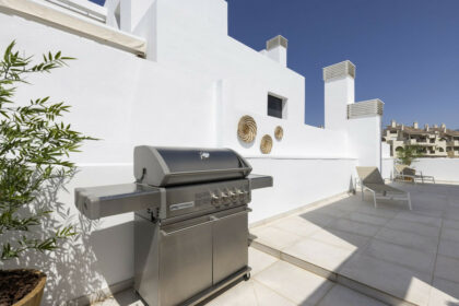 db92ed16e8f3d989bb1bbf3b9bf47fad - 8