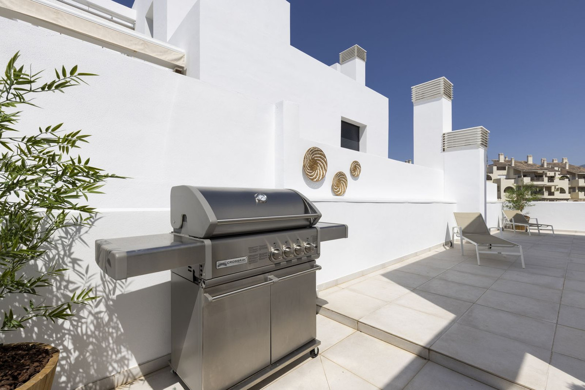 db92ed16e8f3d989bb1bbf3b9bf47fad - 8