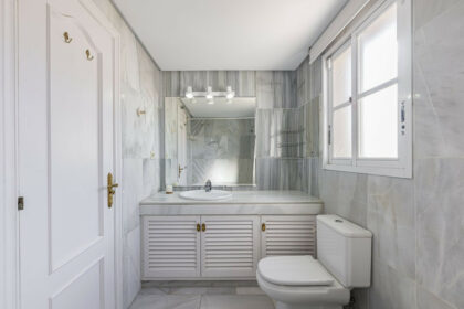 dbfa8842bd5a73b205620a700ac6d442 - 13