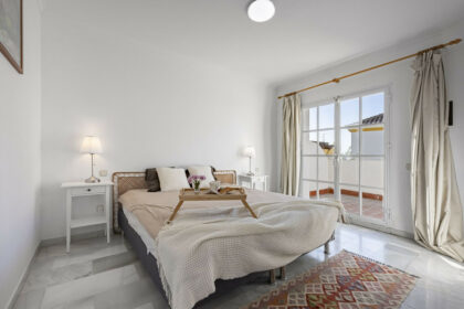 dbfa8842bd5a73b205620a700ac6d442 - 15