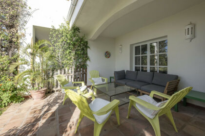 dbfa8842bd5a73b205620a700ac6d442 - 24