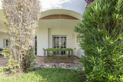 dbfa8842bd5a73b205620a700ac6d442 - 27