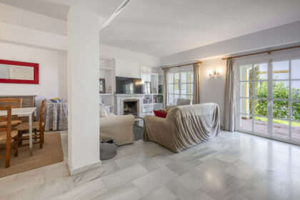 dbfa8842bd5a73b205620a700ac6d442 - 3