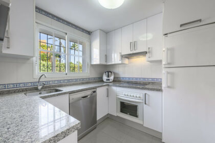 dbfa8842bd5a73b205620a700ac6d442 - 7