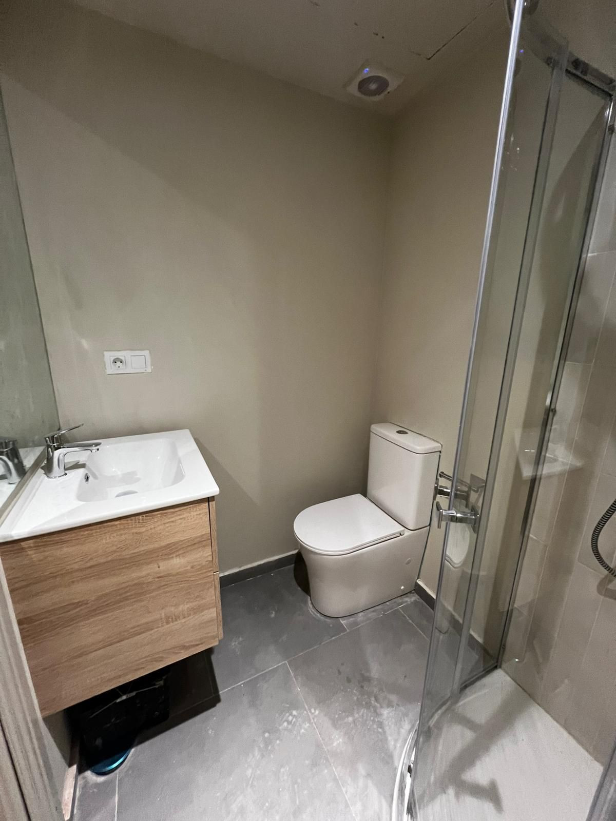 dc2975116543ca657a4ec33a47849fc6 - 11