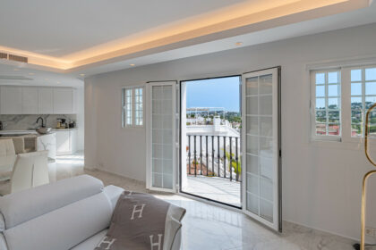 dc9445e13fef08c927fe12bdb2a8715d - 10