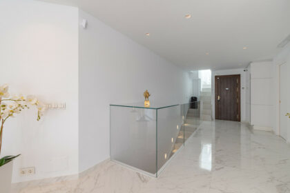 dc9445e13fef08c927fe12bdb2a8715d - 11