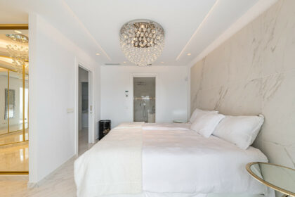 dc9445e13fef08c927fe12bdb2a8715d - 16