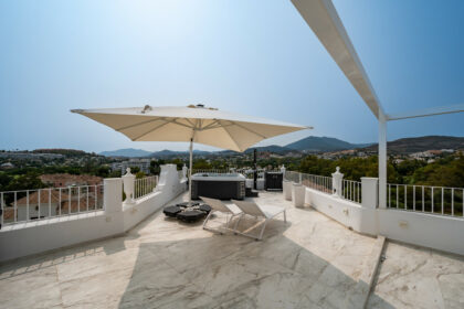 dc9445e13fef08c927fe12bdb2a8715d - 22