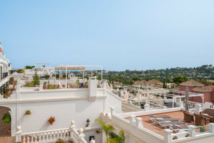 dc9445e13fef08c927fe12bdb2a8715d - 24