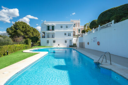 dc9445e13fef08c927fe12bdb2a8715d - 25