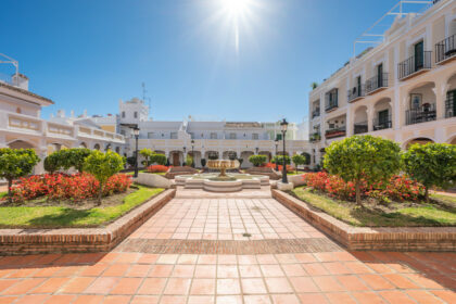 dc9445e13fef08c927fe12bdb2a8715d - 32