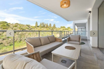 dcabc444b30ca1cccbb96c2c0930b2c0 - 11