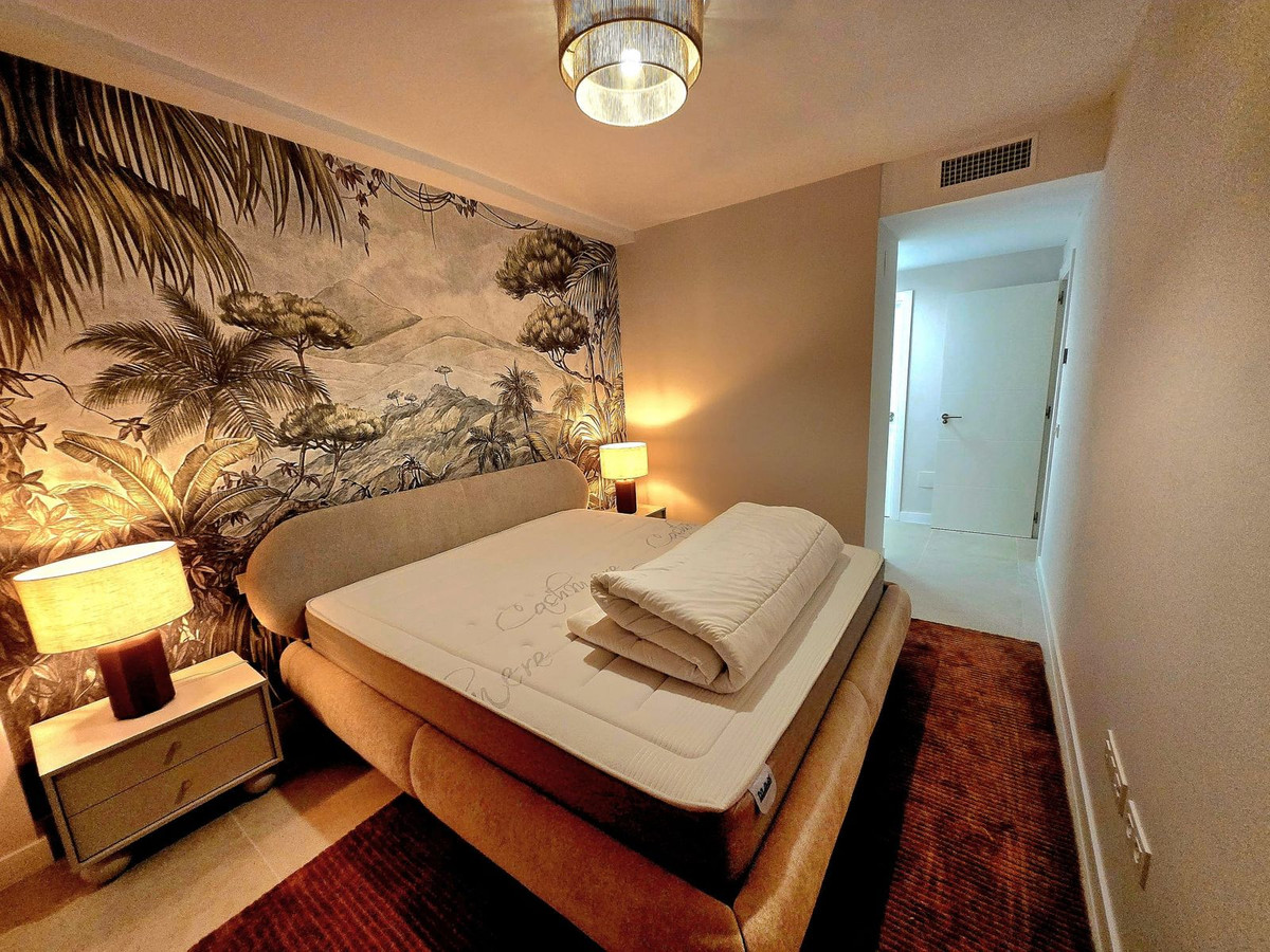 dcabc444b30ca1cccbb96c2c0930b2c0 - 13