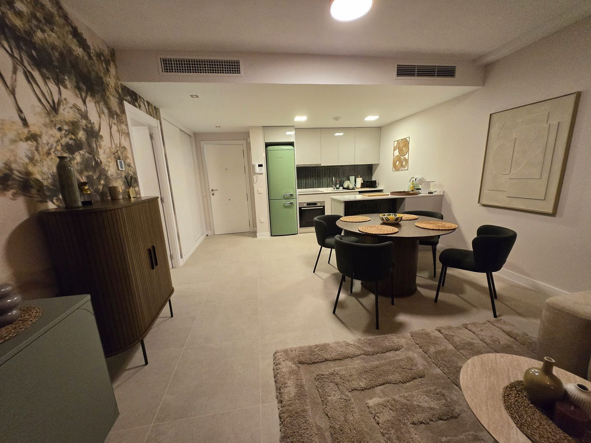 dcabc444b30ca1cccbb96c2c0930b2c0 - 24