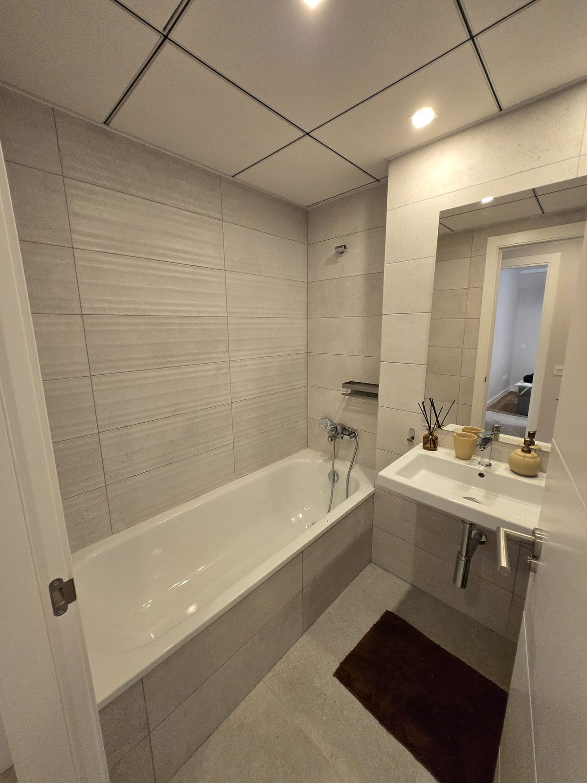 dcabc444b30ca1cccbb96c2c0930b2c0 - 25