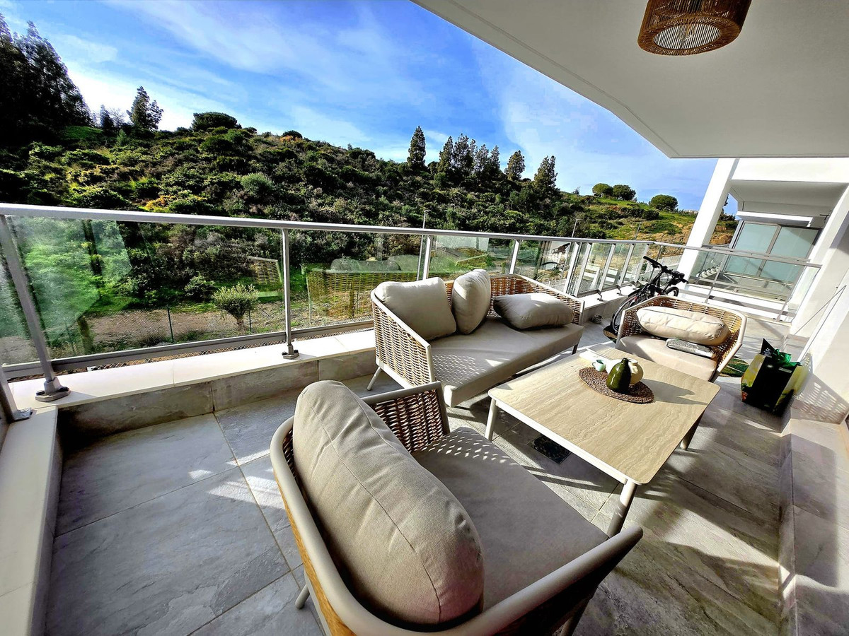 dcabc444b30ca1cccbb96c2c0930b2c0 - 3