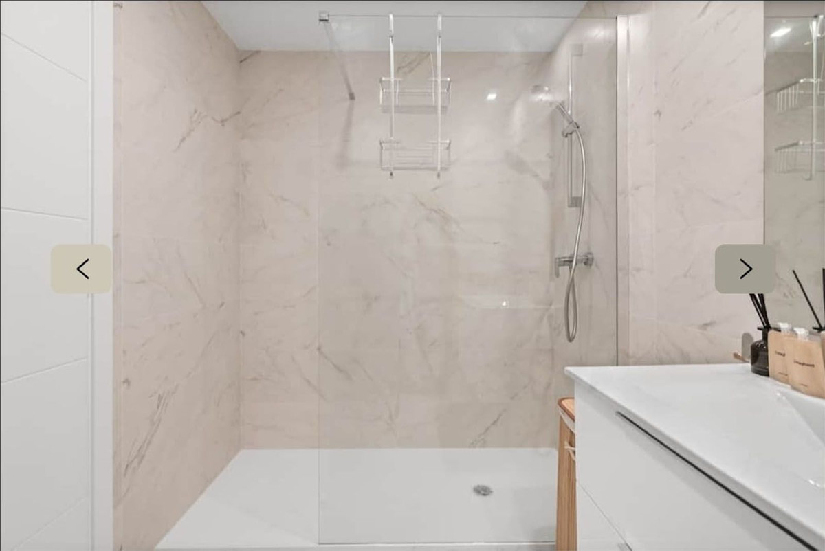 dcabc444b30ca1cccbb96c2c0930b2c0 - 33