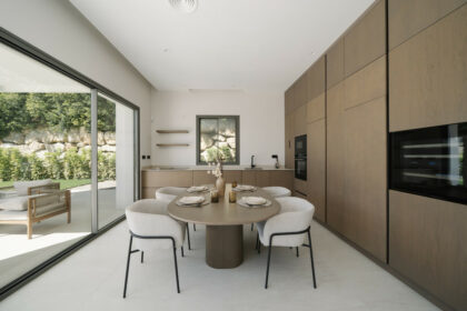 dcc66d3964a9daa0e8cf14a29eba98c7 - 11