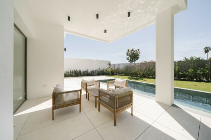 dcc66d3964a9daa0e8cf14a29eba98c7 - 12