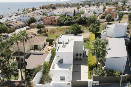 dcc66d3964a9daa0e8cf14a29eba98c7 - 4