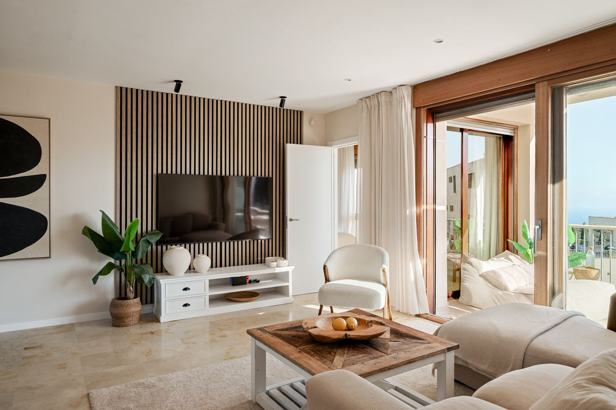 dd6739fc12639e8c3660e27a700daaf8 - 1