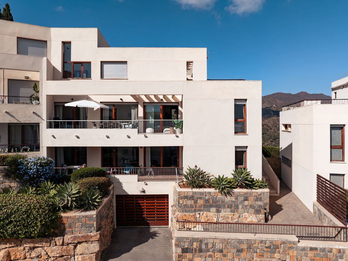 dd6739fc12639e8c3660e27a700daaf8 - 26