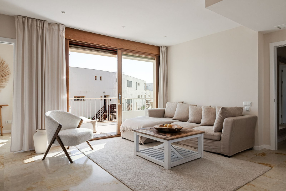 dd6739fc12639e8c3660e27a700daaf8 - 9