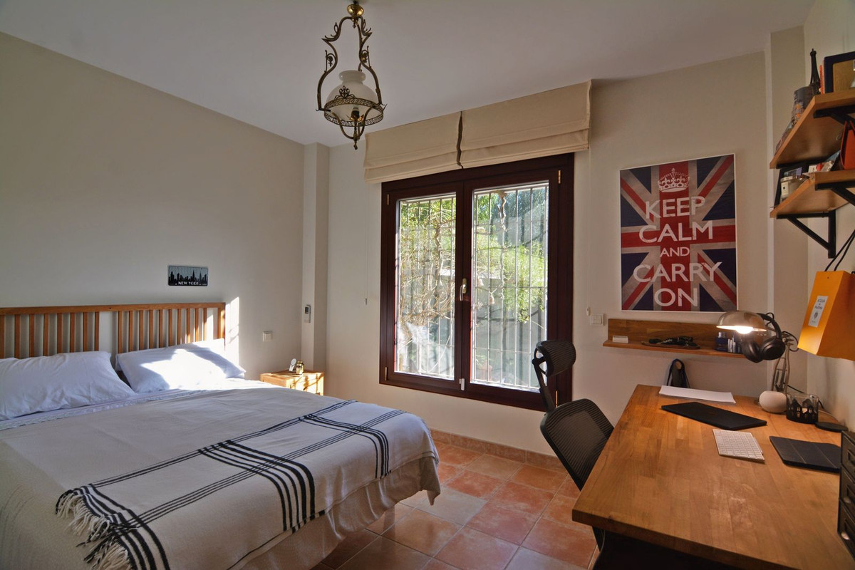 dd9792aa5c81624d3e67fe8019fb7ab8 - 22