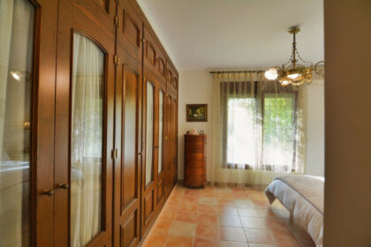 dd9792aa5c81624d3e67fe8019fb7ab8 - 30